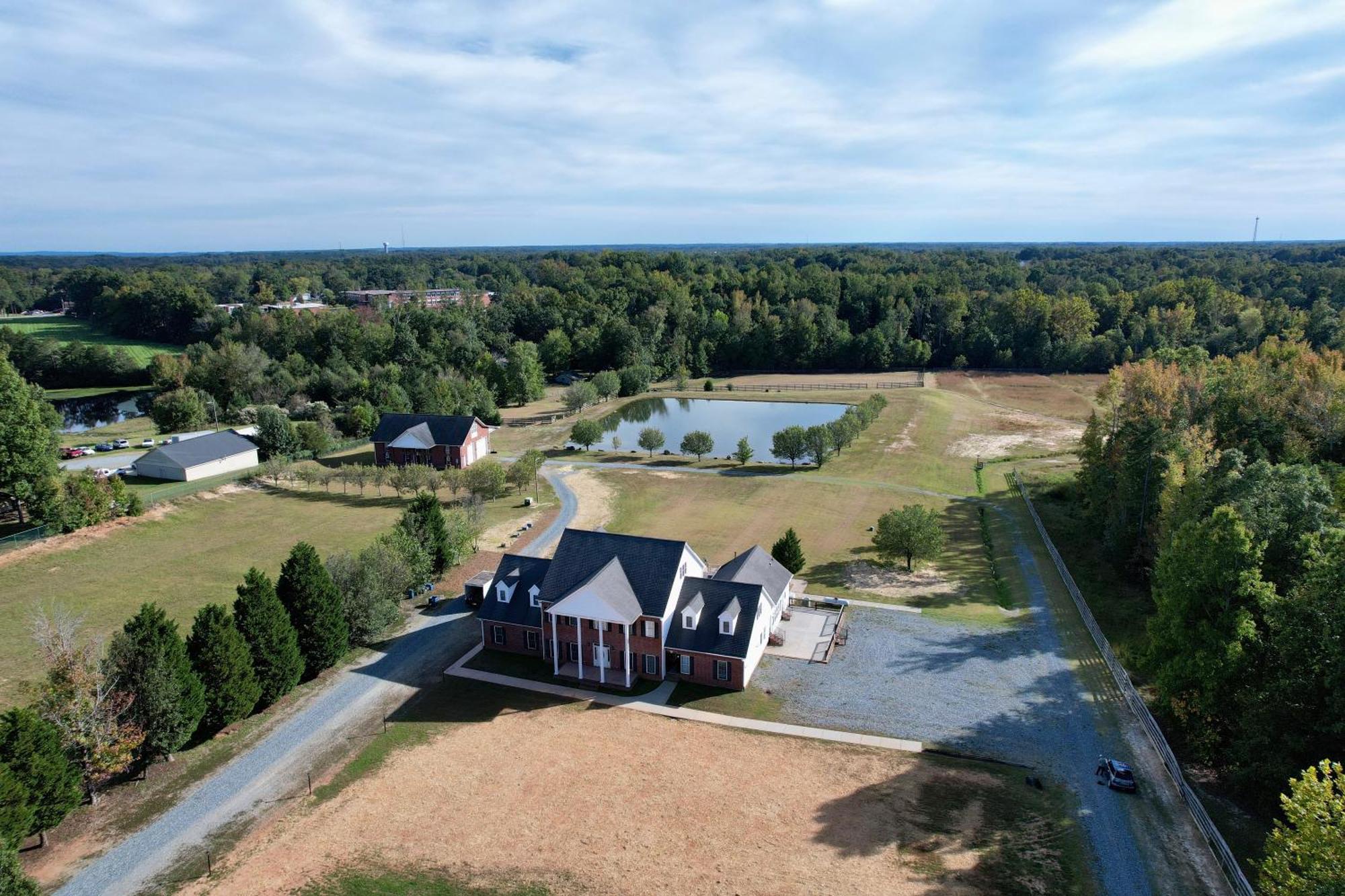 Moorefield Suites Greensboro East McLeansville Esterno foto