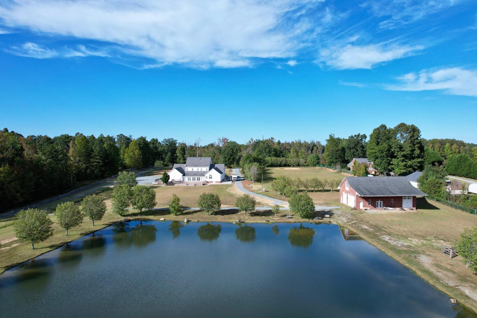 Moorefield Suites Greensboro East McLeansville Esterno foto